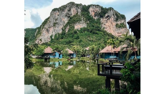 Peace Laguna Resort poza 5