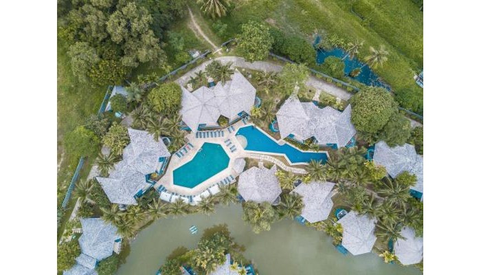 Peace Laguna Resort poza 18