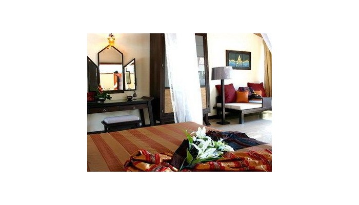 Lanta Chada Beach Resort And Spa poza 1