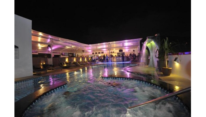 Hotel Absolute Bangla Suites poza 1