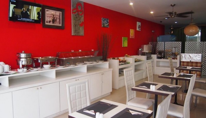 Pj Patong Resortel poza 5