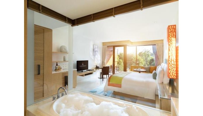 Renaissance Phuket Resort & Spa poza 3