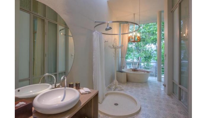 Sala Phuket Resort And Spa poza 4